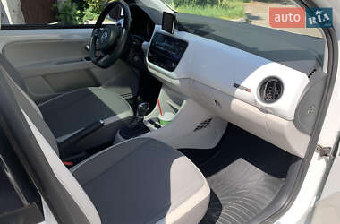 Хетчбек Volkswagen Up 2014 в 