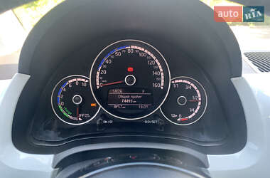 Хетчбек Volkswagen Up 2014 в 