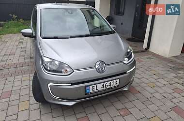 Хетчбек Volkswagen Up 2014 в Львові