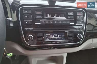 Хэтчбек Volkswagen Up 2014 в 