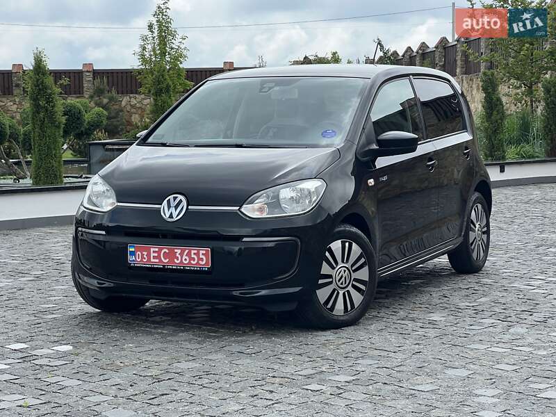 Хэтчбек Volkswagen Up 2016 в Ровно