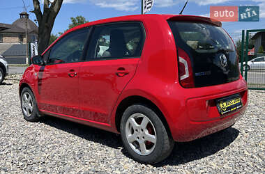 Хэтчбек Volkswagen Up 2012 в 