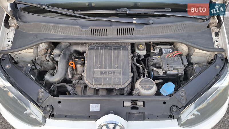 Хэтчбек Volkswagen Up 2013 в Киеве фото 10 Хэтчбек Volkswagen Up 2013 в Киеве