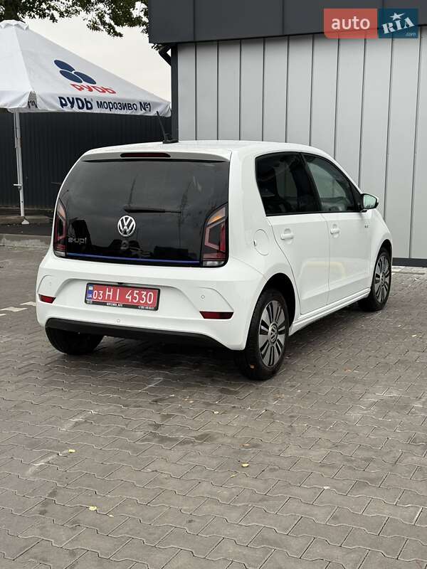 Хэтчбек Volkswagen Up 2017 в Владимире