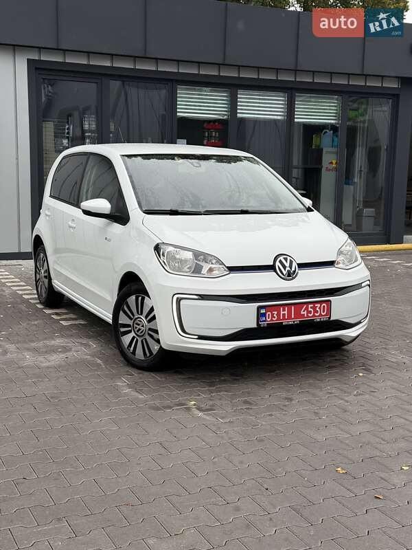 Хэтчбек Volkswagen Up 2017 в Владимире