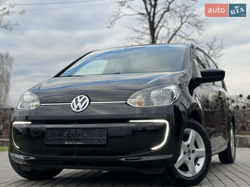 Хэтчбек Volkswagen Up 2015 в Дрогобыче