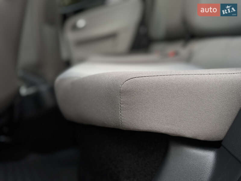 Хэтчбек Volkswagen Up 2015 в Дрогобыче