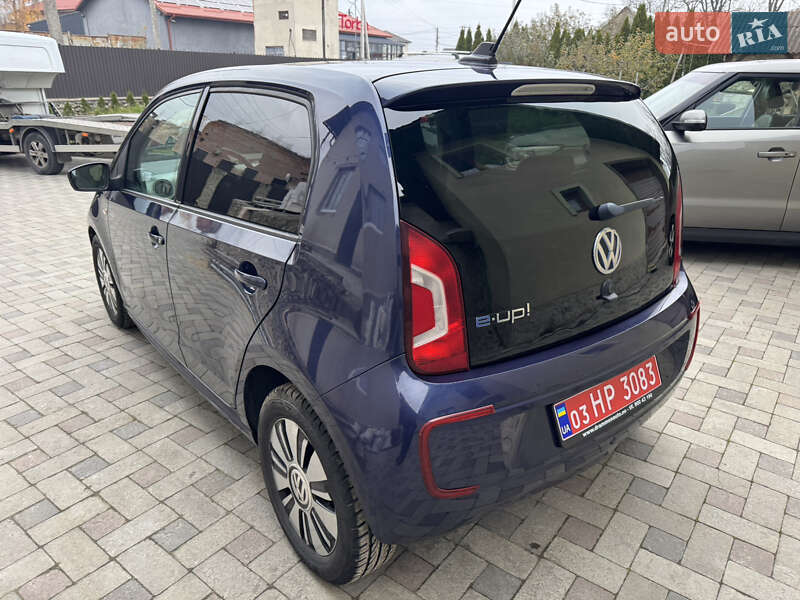 Хетчбек Volkswagen Up 2015 в Тернополі