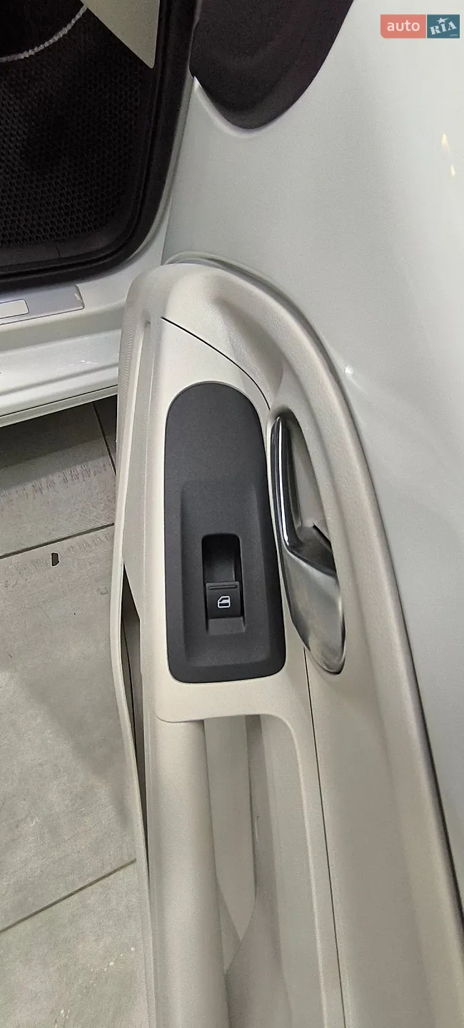 2014 Volkswagen up! - мініатюра 13