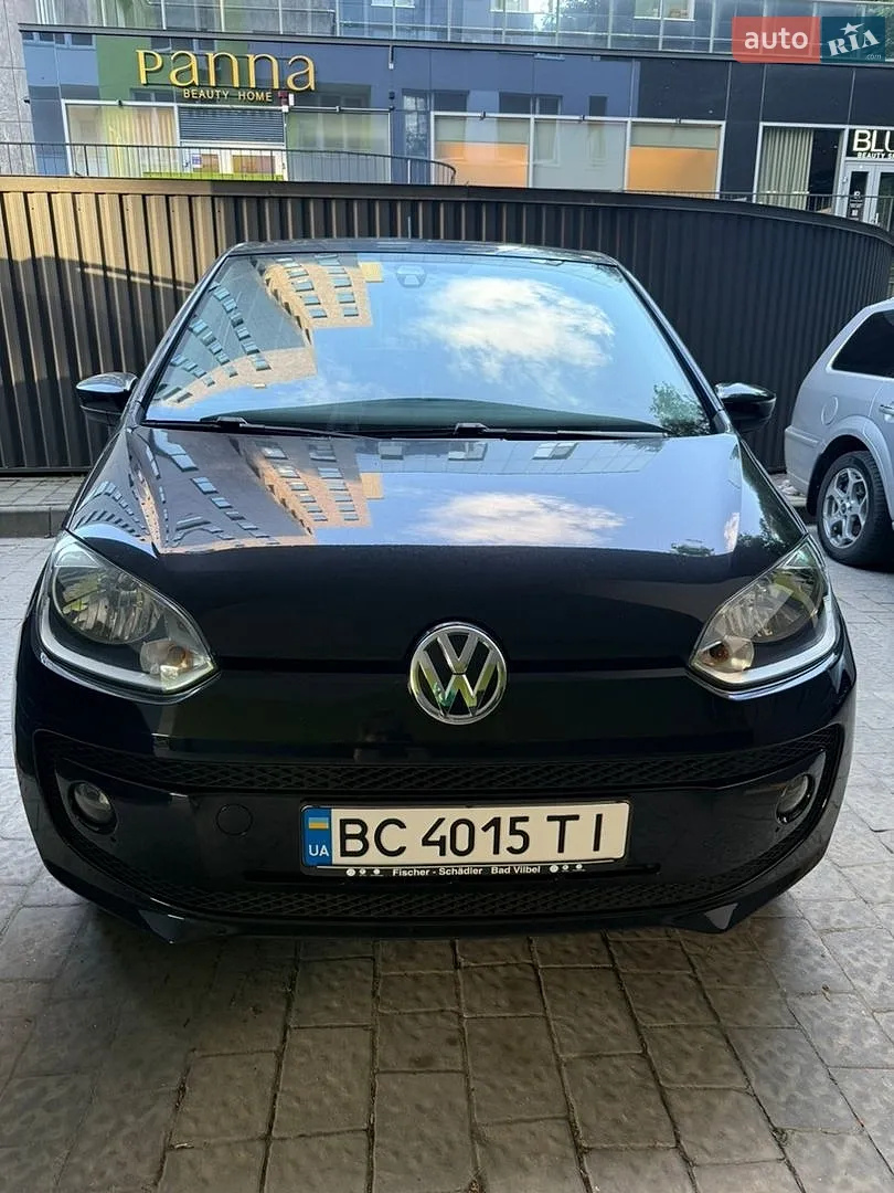 Volkswagen Up 2013