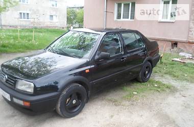 Седан Volkswagen Vento 1993 в Калуше