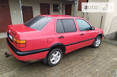 Седан Volkswagen Vento 1993 в Подволочиске