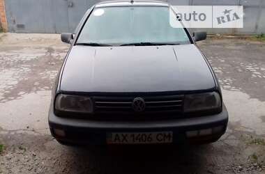 Седан Volkswagen Vento 1993 в Харькове