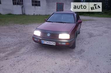 Седан Volkswagen Vento 1992 в Галиче