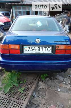 Седан Volkswagen Vento 1994 в Червонограде