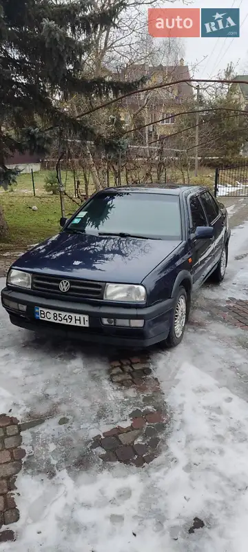 Volkswagen Vento 1993 VIN WVWZZZ1HZPW674348 фото оголошення 13 з 46