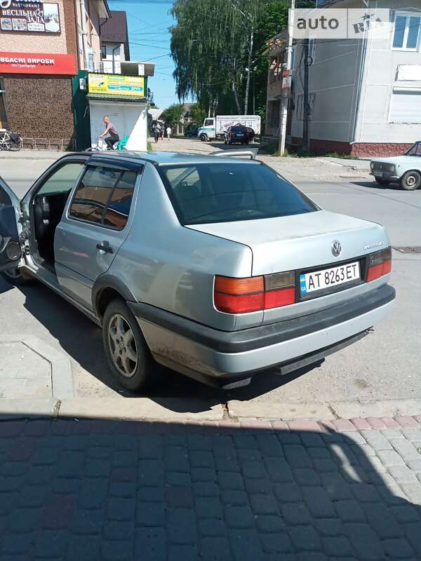 Седан Volkswagen Vento 1998 в Коломые