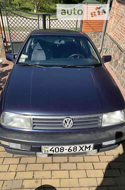 Седан Volkswagen Vento 1993 в Хмельницькому