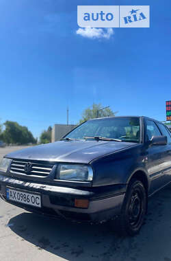 Седан Volkswagen Vento 1993 в Харькове