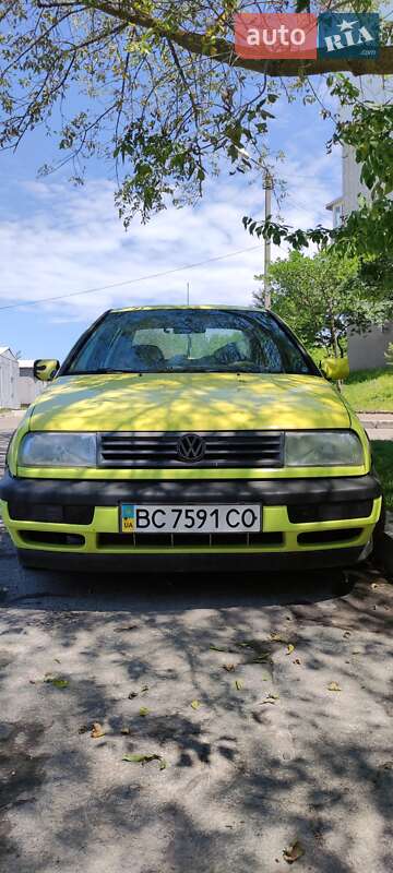 Седан Volkswagen Vento 1997 в Львові