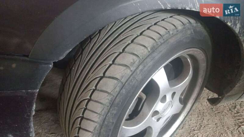 Седан Volkswagen Vento 1993 в Запоріжжі