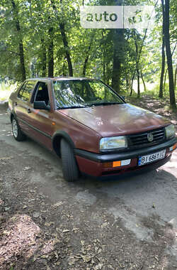 Седан Volkswagen Vento 1993 в Лубнах