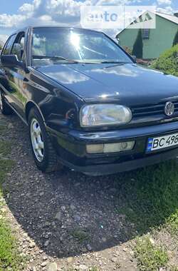 Седан Volkswagen Vento 1992 в Каменке-Бугской