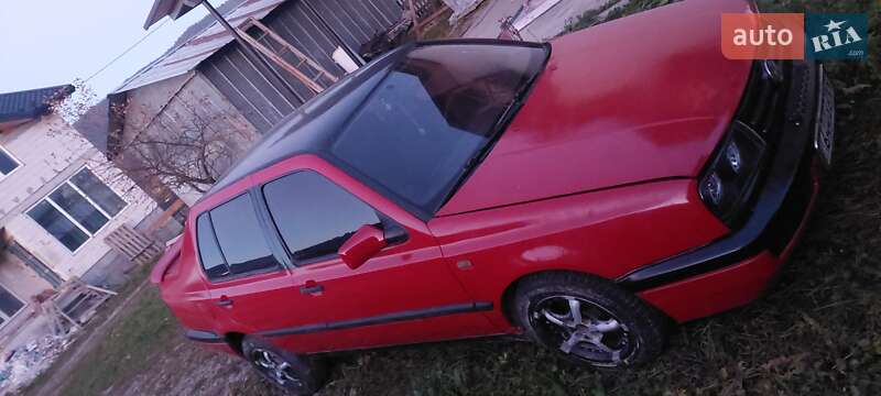 Седан Volkswagen Vento 1996 в Верховине