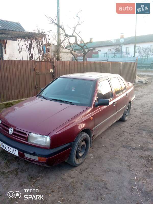 Седан Volkswagen Vento 1993 в Шепетовке фото 2 Седан Volkswagen Vento 1993 в Шепетовке