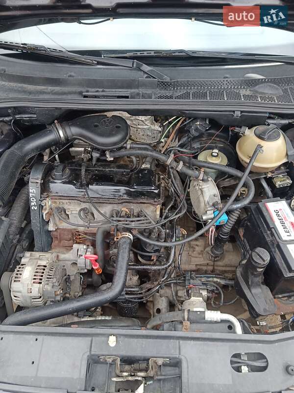 Седан Volkswagen Vento 1996 в Городку