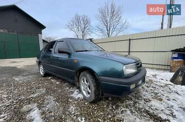 Седан Volkswagen Vento 1994 в Сторожинці