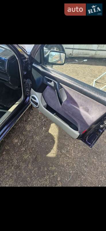 Седан Volkswagen Vento 1993 в Рівному фото 24 Седан Volkswagen Vento 1993 в Рівному