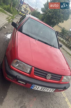 Седан Volkswagen Vento 1994 в Ходорове