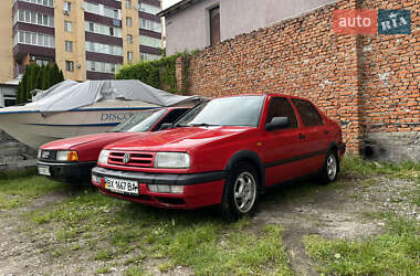 Седан Volkswagen Vento 1993 в 