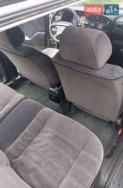 Седан Volkswagen Vento 1993 в 