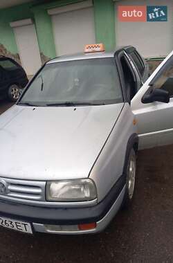 Седан Volkswagen Vento 1998 в Надворной