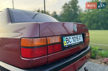 Седан Volkswagen Vento 1993 в 