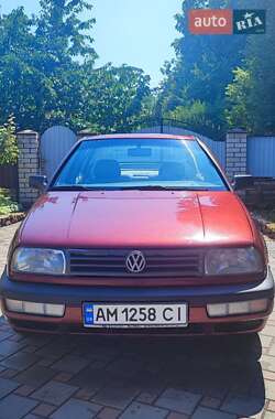 Седан Volkswagen Vento 1992 в Бердичеві