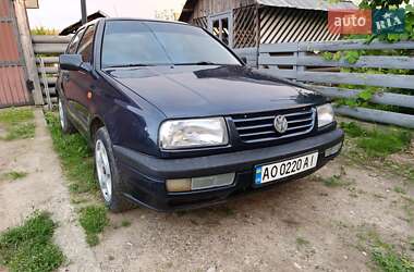 Седан Volkswagen Vento 1994 в Банилове-Подгорном