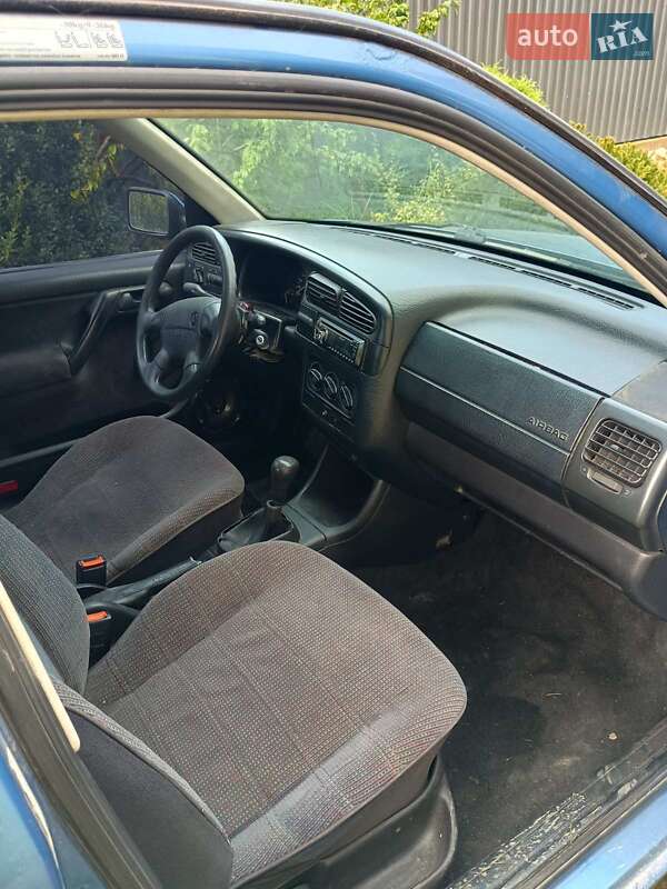 Седан Volkswagen Vento 1994 в Ивано-Франковске