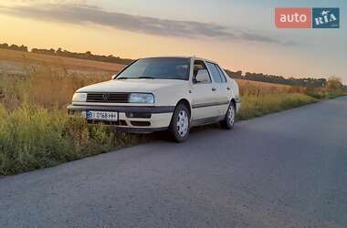 Седан Volkswagen Vento 1994 в Кременчуге