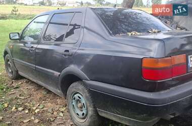 Седан Volkswagen Vento 1994 в 