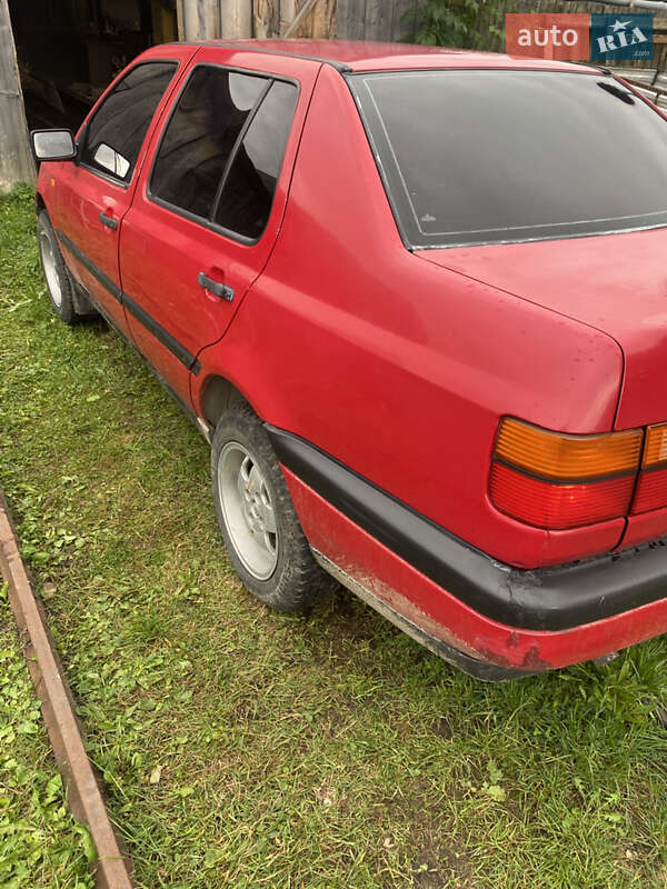 Седан Volkswagen Vento 1993 в Берегомете