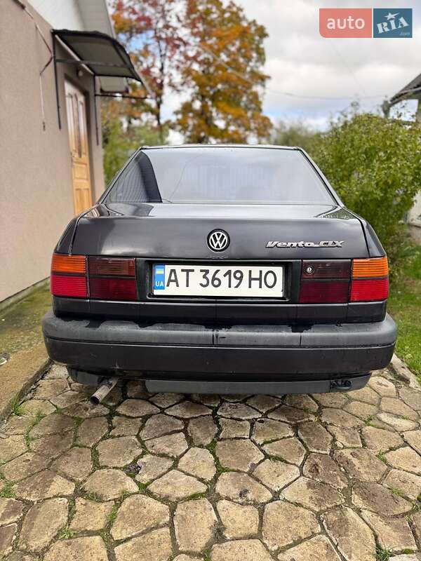 Седан Volkswagen Vento 1996 в Надворной