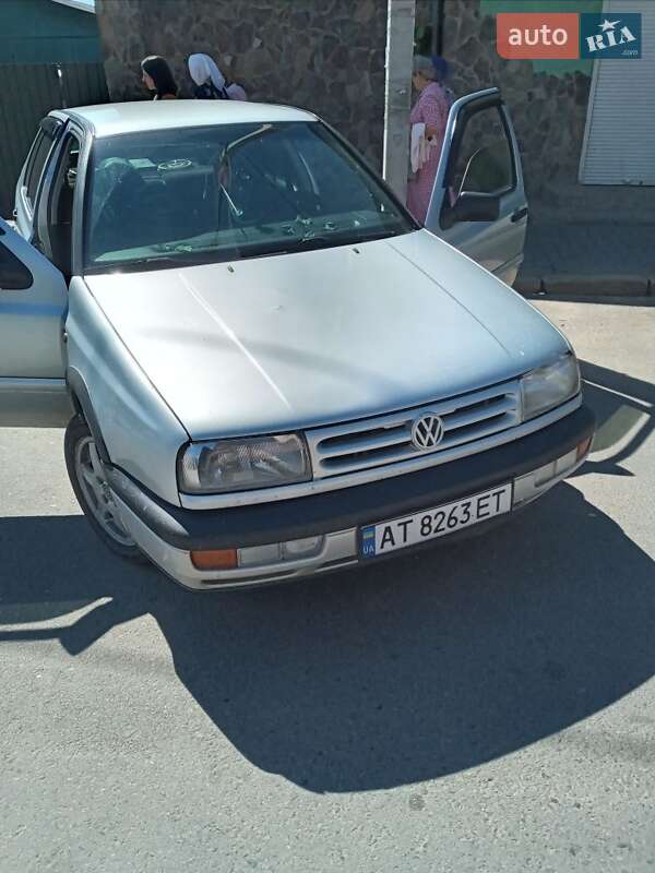 Седан Volkswagen Vento 1998 в Надворной фото 5 Седан Volkswagen Vento 1998 в Надворной