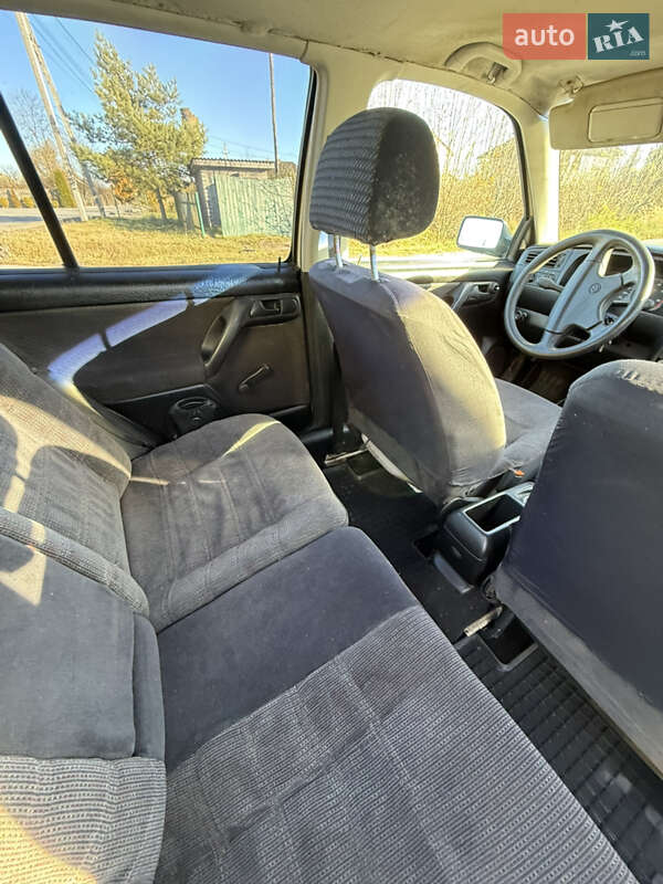 Седан Volkswagen Vento 1995 в Рава-Русской