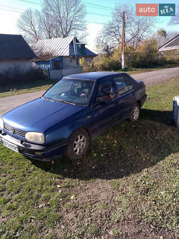 Седан Volkswagen Vento 1993 в Старокостянтинові