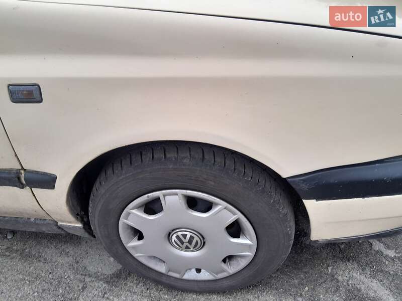 Седан Volkswagen Vento 1994 в Кременчуге фото 18 Седан Volkswagen Vento 1994 в Кременчуге