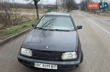 Седан Volkswagen Vento 1995 в Долине