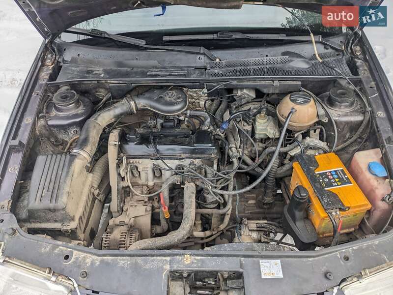 Седан Volkswagen Vento 1994 в Рафалівці